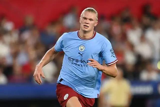 阿方索·戴维斯：本轮欧冠我将迎来复出，不确定是否能上场（阿方索·戴维斯：本轮欧冠复出在即，是否登场尚未确定）