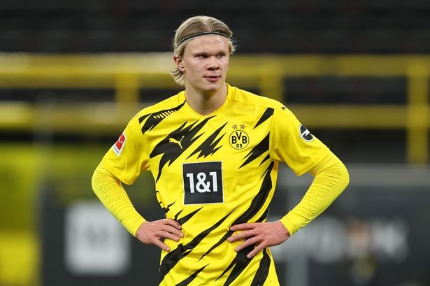 维尔茨加盟利物浦后表现低迷，仅1次进球被判乌龙，未能兑现预期。