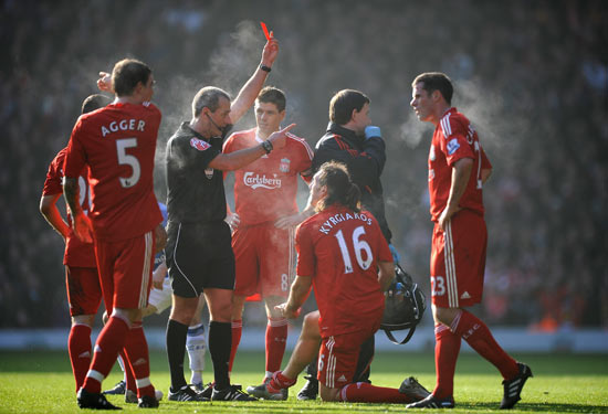 英超：利物浦主场4-0大胜埃弗顿（英超：利物浦主场4-0完胜埃弗顿）