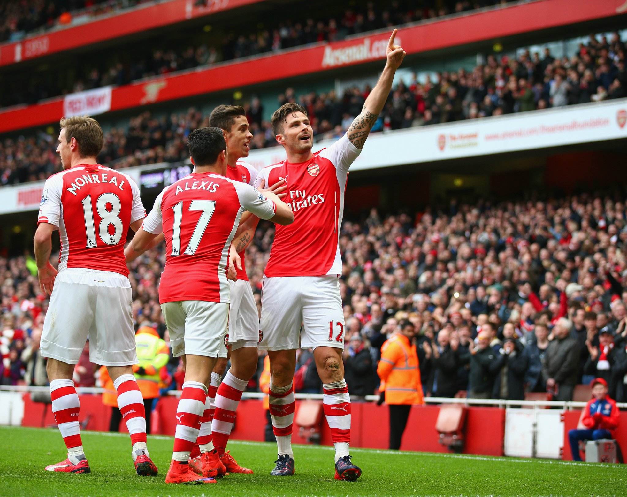 消息人士坚称利物浦正努力留住这位球星，而水晶宫则在为格伊转会红军后的未来做打算。