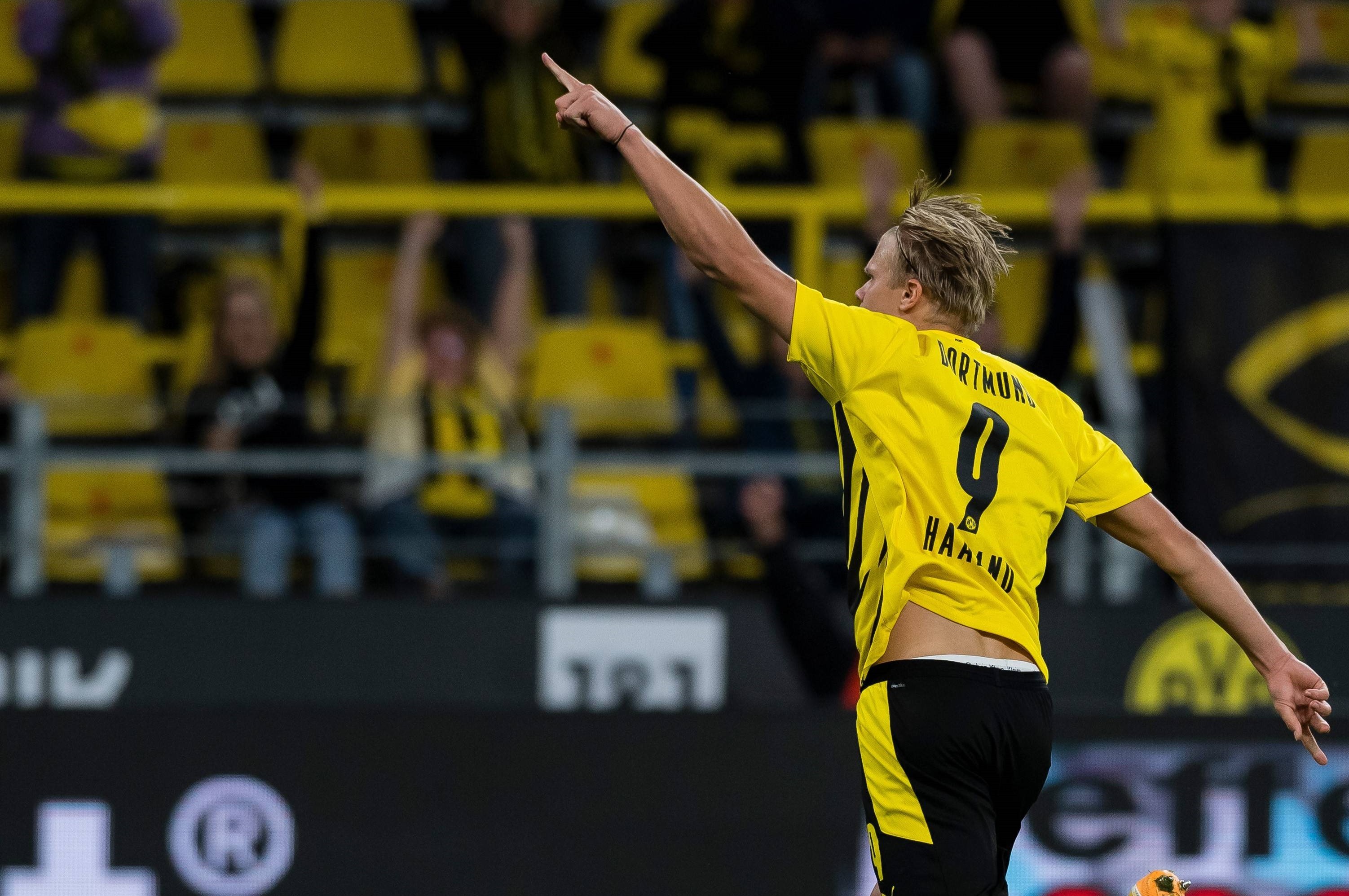 官方：22岁195cm前锋大卫相泽加盟神户胜利船