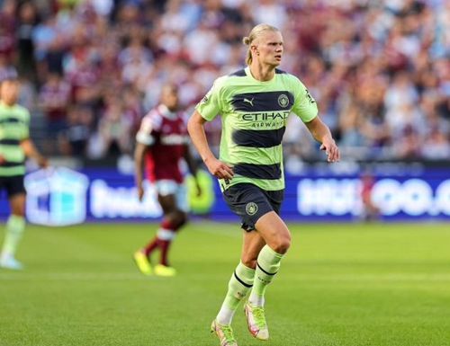 莱巴金娜创造优势后网前精彩一分